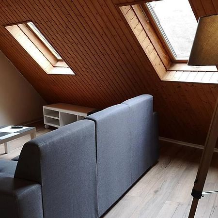 Duplex Au Centre Ville, Dans Cour Interieure Calme 돌 외부 사진